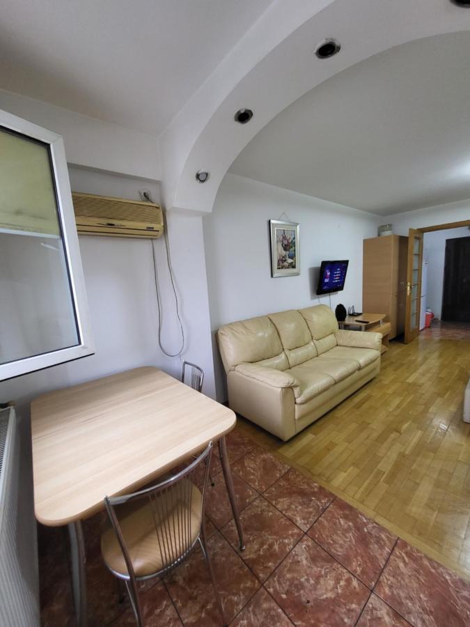 Avrig-Ferdinand Studio Bucarest Exterior foto